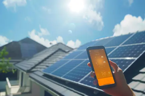 Jakie są prognozy dziennych produkcji energii z fotowoltaiki? 