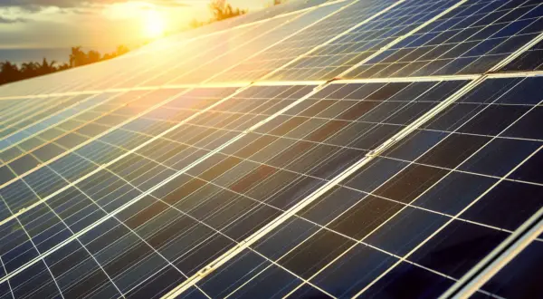 Moduły fotowoltaiczne a ich rola w instalacjach PV